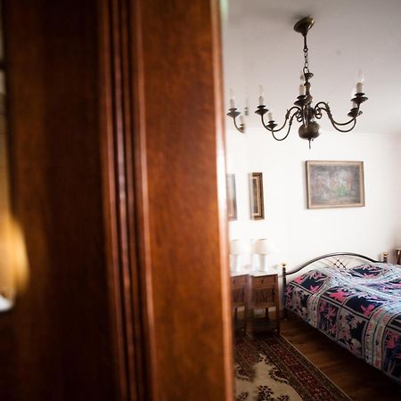 Chateau Neufays Theux Oda fotoğraf