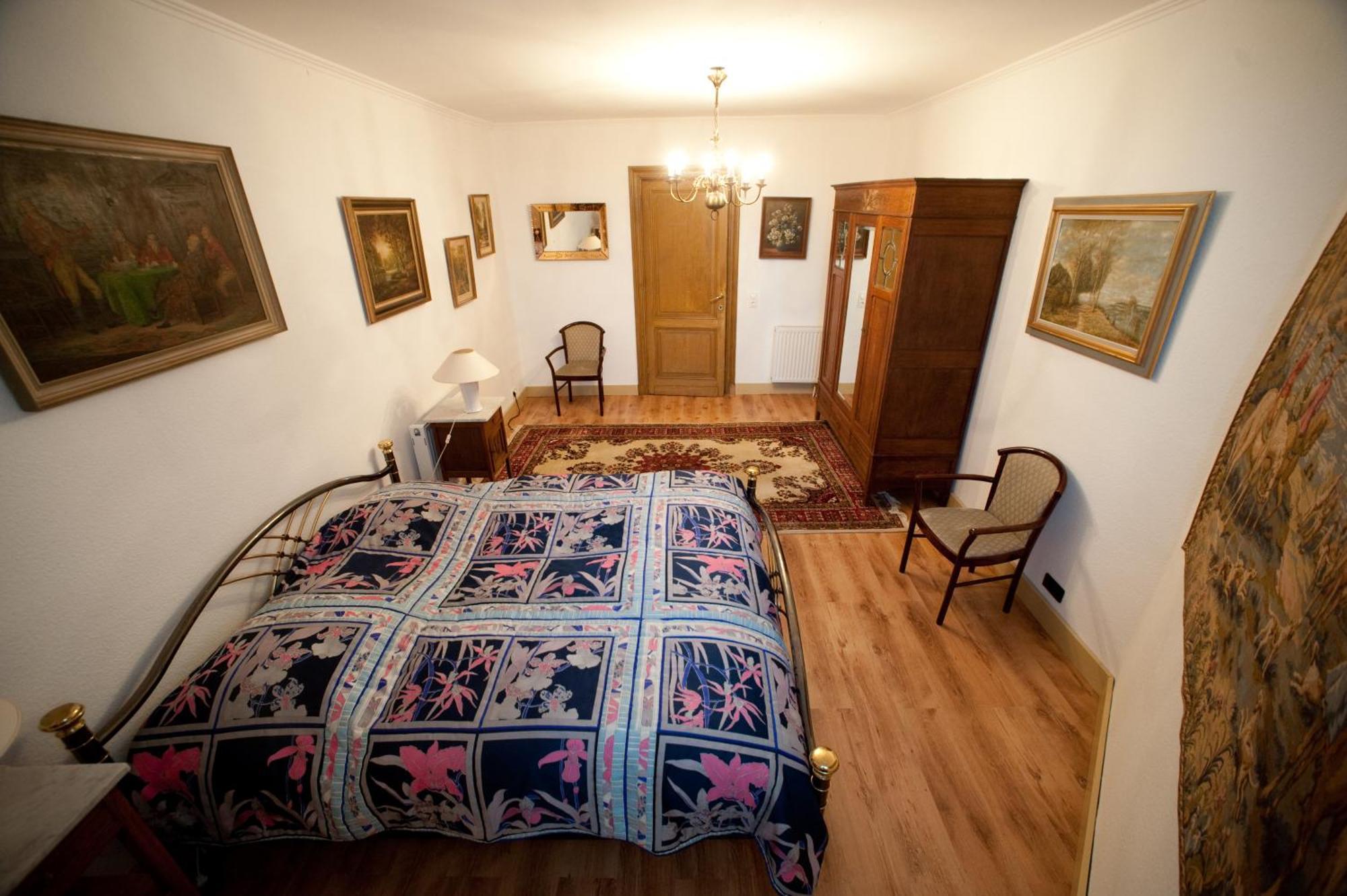Chateau Neufays Theux Oda fotoğraf